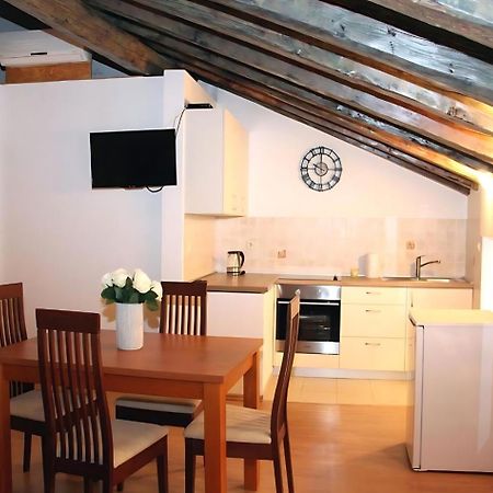 Sunny Rooms And Suites Sibenik Ngoại thất bức ảnh