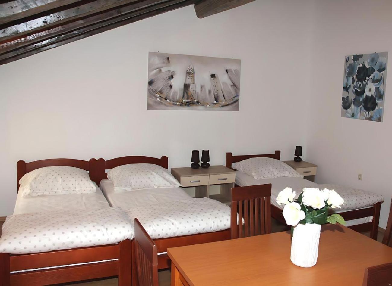 Sunny Rooms And Suites Sibenik Ngoại thất bức ảnh