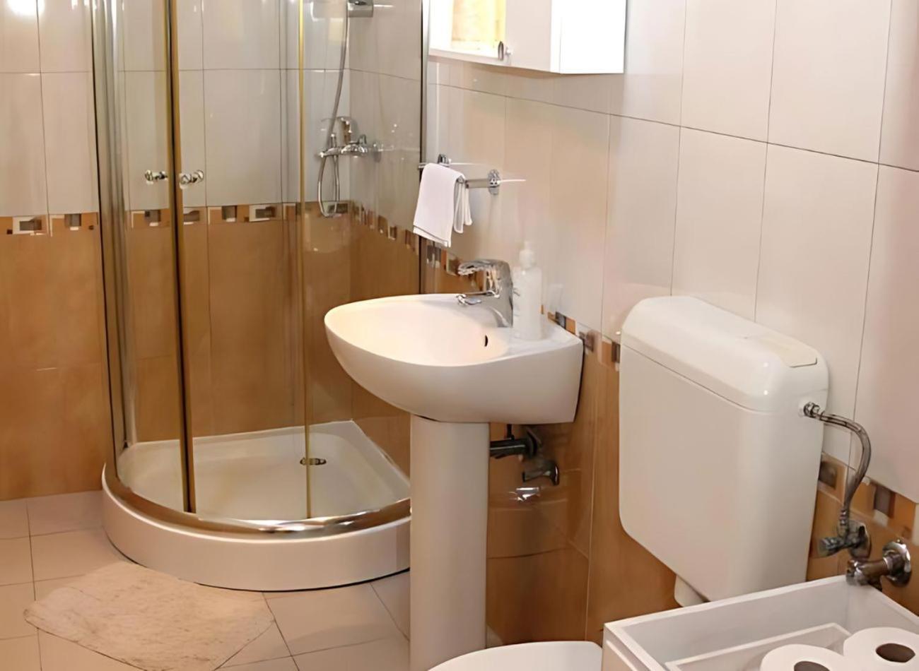 Sunny Rooms And Suites Sibenik Ngoại thất bức ảnh